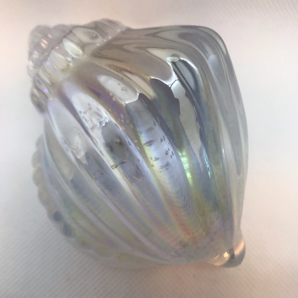 Glass Seashell Paperweight - Picture 2 of 7